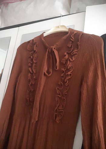 Uzun Kollu Kahverengi Nakışlı Uzun Elbise - Görsel 5