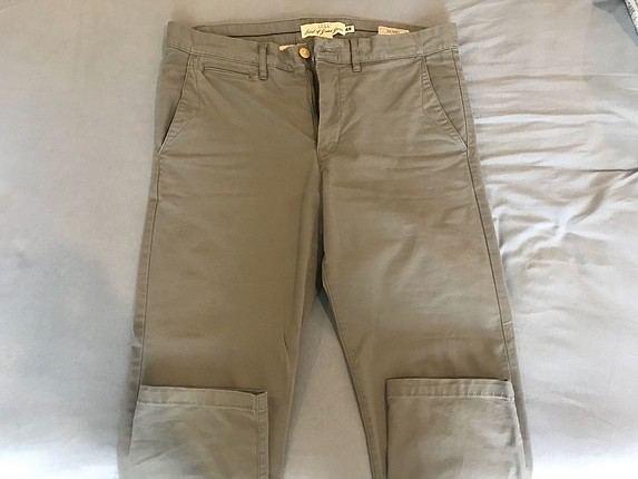 H&M dar kesim chino, 32 beden
