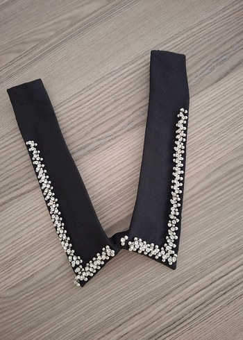 Boncuk İşlemeli Uzun Siyah Gotik Kadın yaka - Görsel 3