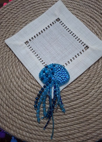 Mavi Payetli El Yapımı deniz analı kahve sunum peçetesi - Görsel 4