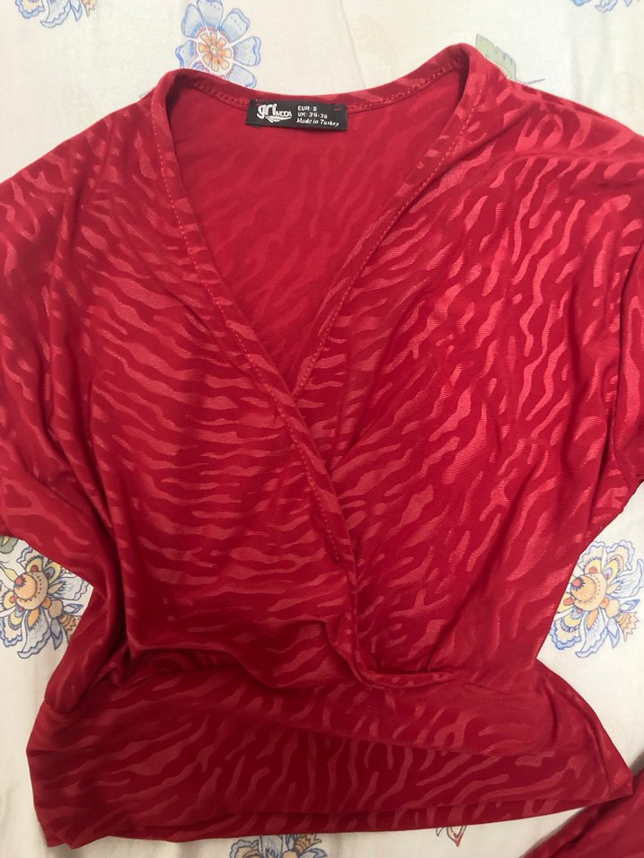 Kırmızı bluz - Görsel 2