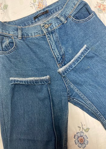 Düğmeli Mavi Midi Boy Geniş Kesim Kadın Kot Pantolon - Görsel 3