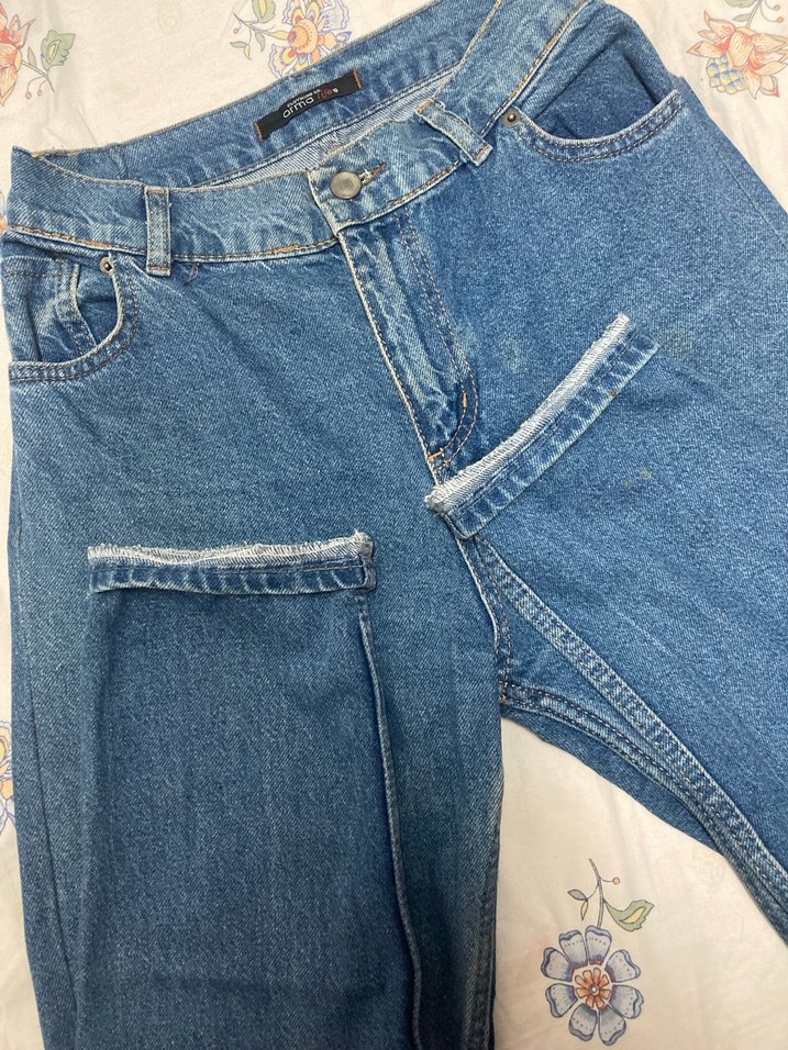 Düğmeli Mavi Midi Boy Geniş Kesim Kadın Kot Pantolon - Görsel 3