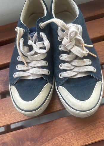 39 Beden Lacoste laciver sneakers