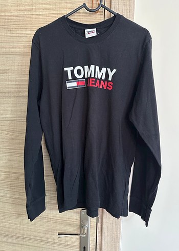 Tommy Hilfiger m