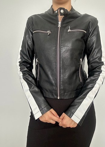 Siyah Deri Biker Ceket Beyaz Şeritli