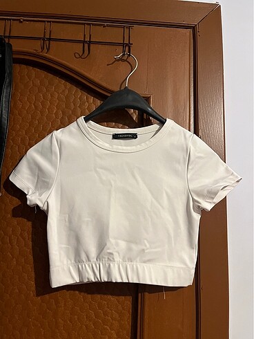 Trendyol beyaz crop