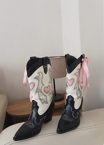36 Beden Bershka cizme