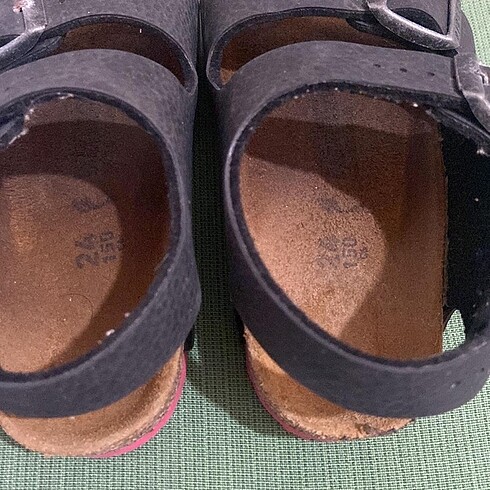 24 Beden siyah Renk Birkenstock çocuk sandalet