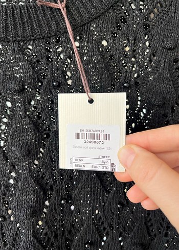 İncili siyah kazak - Görsel 7