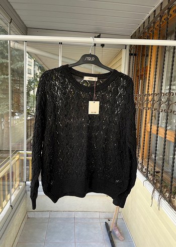 İncili siyah kazak - Görsel 4