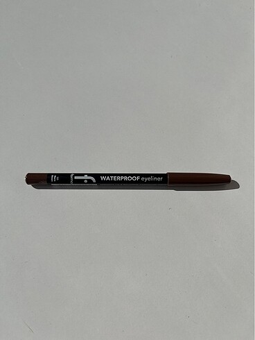 Beden Renk Flormar göz kalemi eyeliner