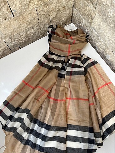 Beden Burberry şal
