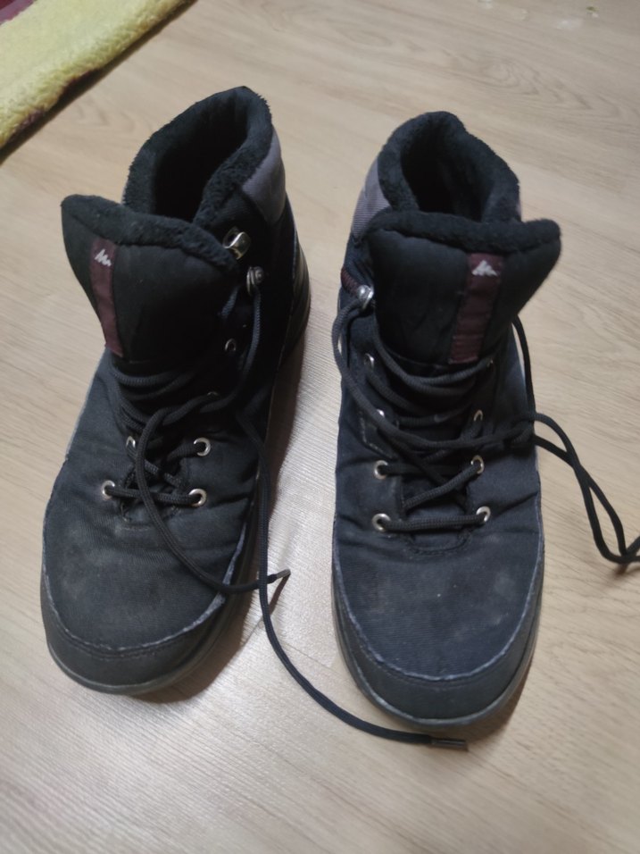 Quechua 42 göründüğü gibi 450 tl - Görsel 2