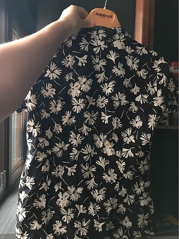 LC Waikiki Çiçekli kısa kollu gömlek
