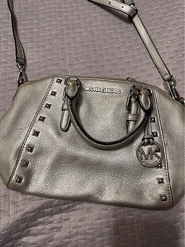 Michael kors kol çantası