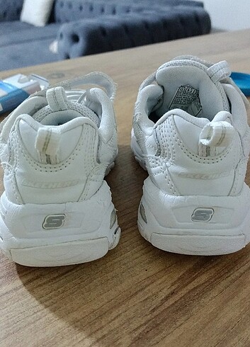 27 Beden Skechers 27 numara diltes serisi