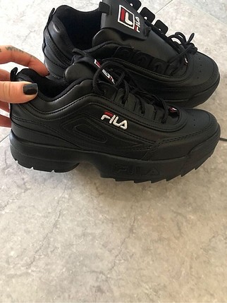 Fila ayakkabı