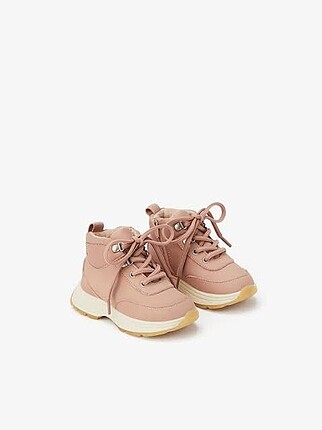 Zara dağ tipi kız çocuk bot
