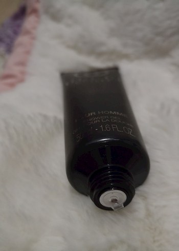 Gucci Guilty Erkek Duş Jeli 50 ml - Görsel 7