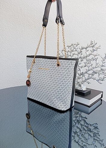 Beden Michael Kors