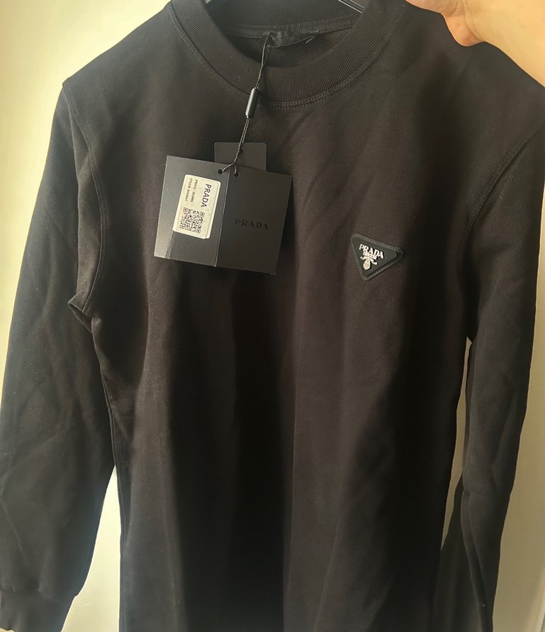 Prada Erkek Siyah Sokak Stili Rozetli Tişört (a kalite) - Görsel 2