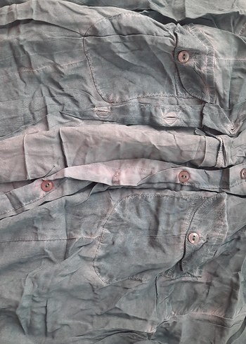 Düğmeli Uzun Kollu Mavi Denim Gömlek - Görsel 5