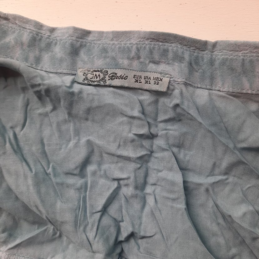 Düğmeli Uzun Kollu Mavi Denim Gömlek - Görsel 4