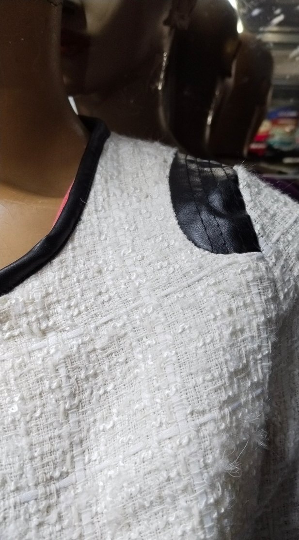 Dik Yakalı Kısa Kadın Ceket - Görsel 4