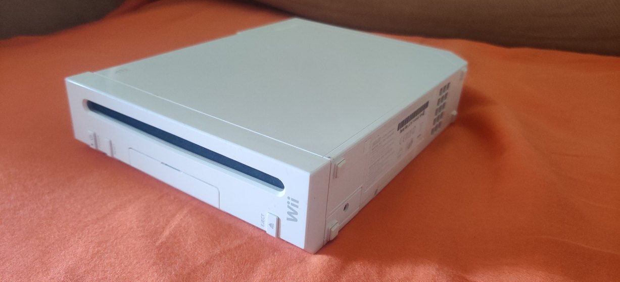 Beyaz Nintendo Wii Oyun Konsolu. - Görsel 4