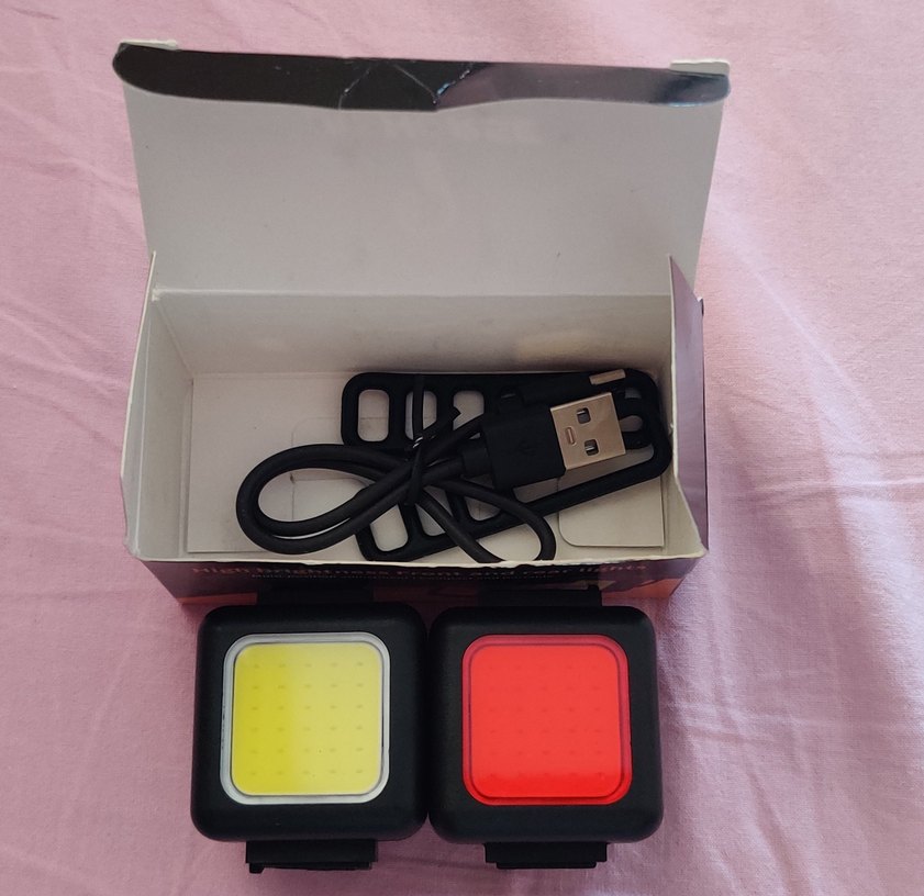 Bisiklet için USB ile şarj edilebilen Güvenlik Lambası. - Görsel 2