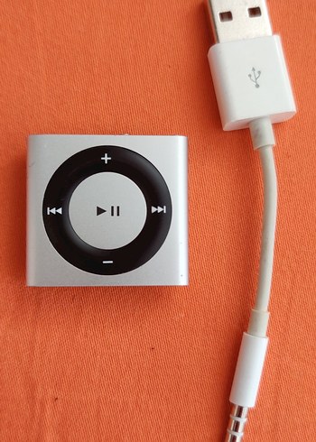 Apple iPod Shuffle 4. Nesil, 2 GB.
