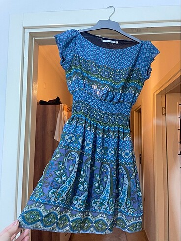 Astarlı Beli Lastikli Şifon Elbise