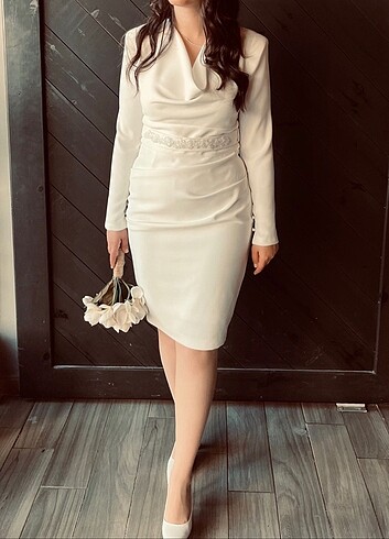 Beyaz Nikah Elbisesi