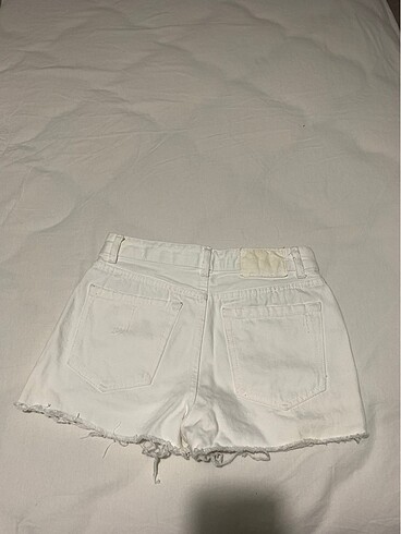 Pull and Bear beyaz mom mini kot şort pull and bear