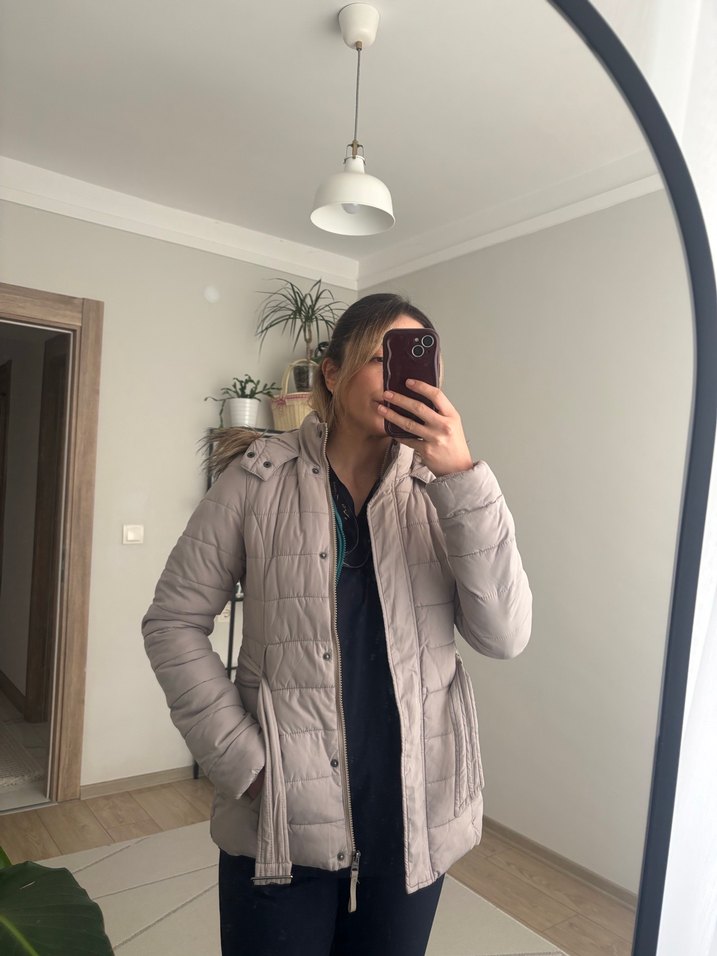 Kemerli bej Gri Kadın Kışlık Mont - Görsel 3