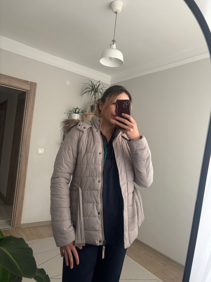 Kemerli bej Gri Kadın Kışlık Mont - Görsel 4