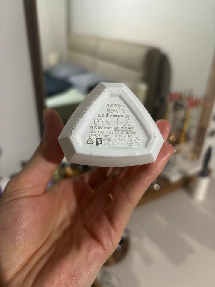 Tommy Now Girl Kadın Parfümü - Görsel 2