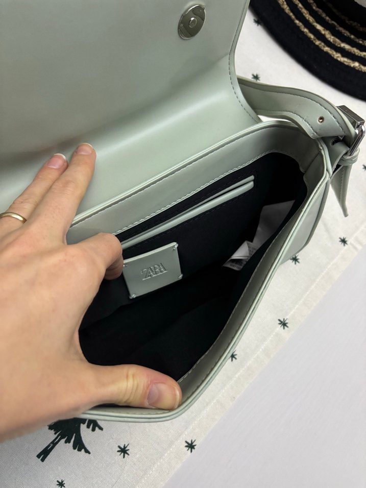 Yeşil Deri Tokalı Günlük Kadın Çantası - Görsel 3