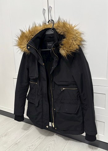 Kürk Detaylı Siyah Kadın Kışlık Mont - Görsel 3