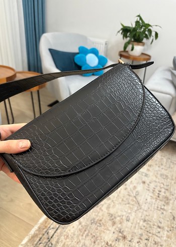 Mango Siyah Yılan Derisi Desenli Deri Kadın Çanta - Görsel 2