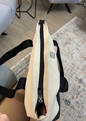 Beyaz Siyah Fermuarlı Günlük Kadın Çanta - Görsel 3