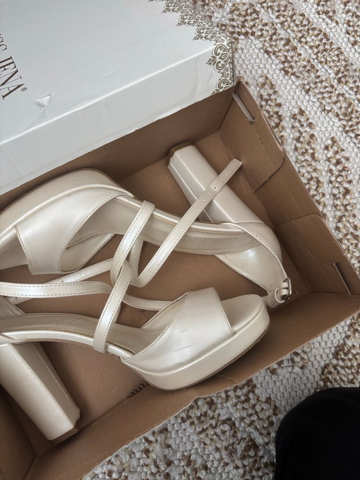 Beyaz Platform Topuklu Kadın Abiye Ayakkabı - Görsel 3