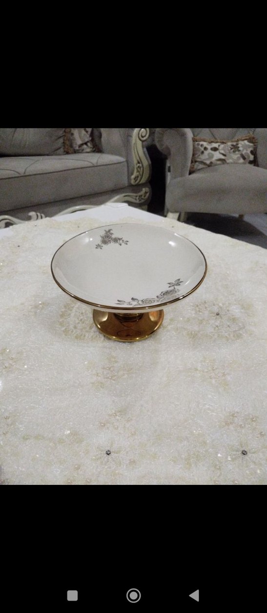 Gri Çiçek Desenli Beyaz Porselen Servis Tabağı - Görsel 2