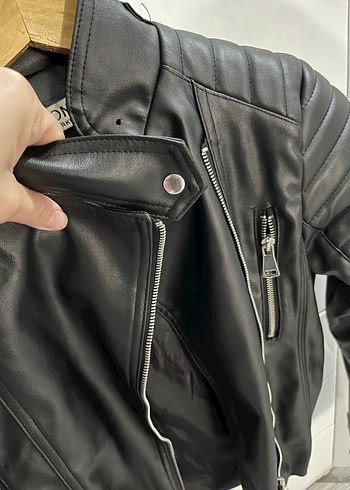 Siyah Deri Ceket - Görsel 3