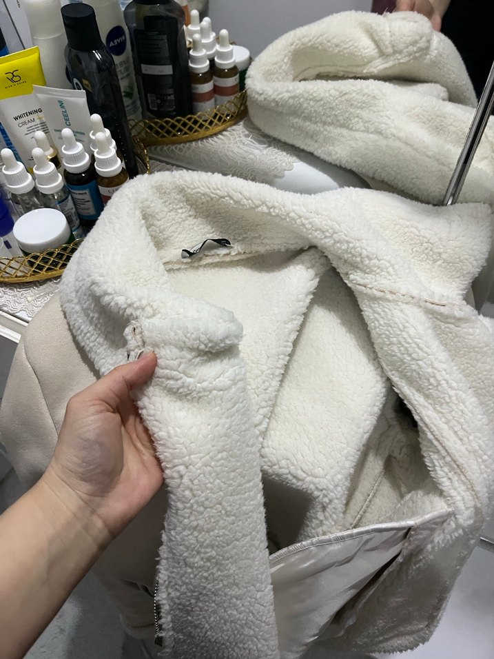 Beyaz Kürklü Kısa Biker Süet Mont - Görsel 4