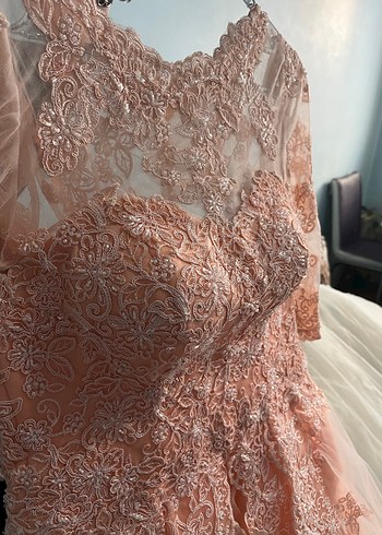 Pembe Dantel İşlemeli Uzun Kollu Nişan Elbisesi - Görsel 6
