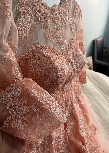 Pembe Dantel İşlemeli Uzun Kollu Nişan Elbisesi - Görsel 7