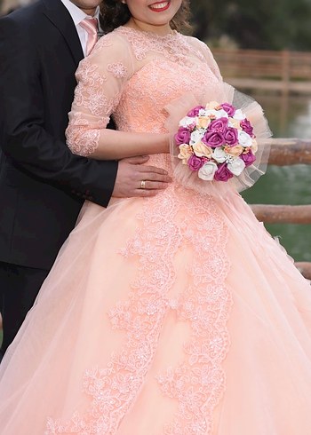 Pembe Dantel İşlemeli Uzun Kollu Nişan Elbisesi - Görsel 4