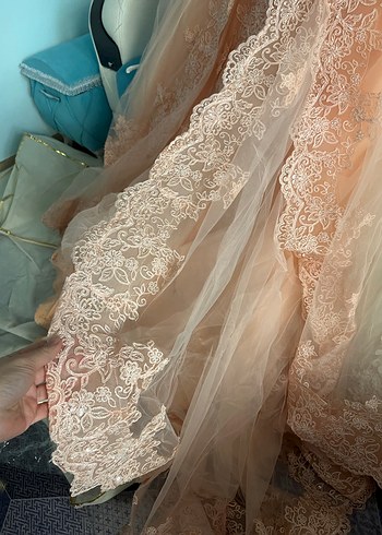 Pembe Dantel İşlemeli Uzun Kollu Nişan Elbisesi - Görsel 9